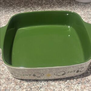 Snoopy Peanuts Green Ceramic Baking Dish 9 x 9 NEW
